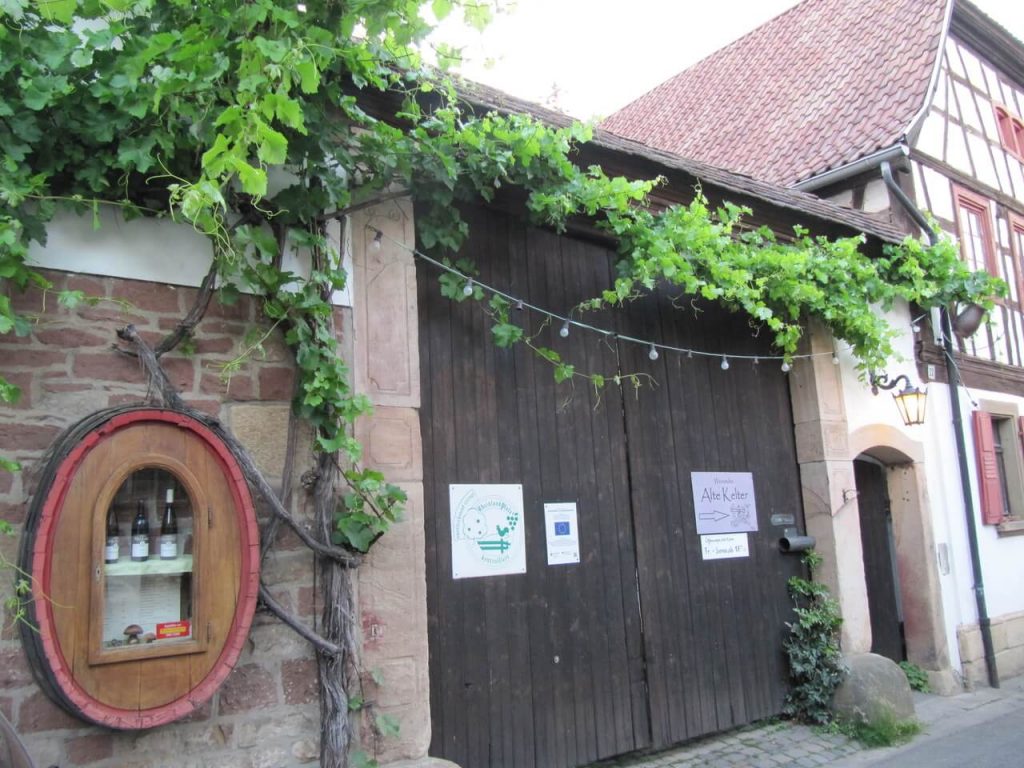 Gastronomie in der Pfalz: Beckers Weinstube in Mörzheim bei Landau