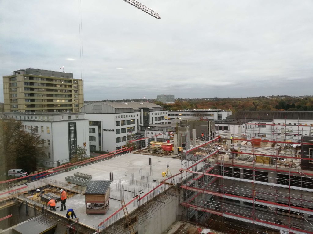 Bau der neuen Kinderklinik und Nuklearmedizin. Das UKE wächst zu einer der größten Kliniken Deutschlands.