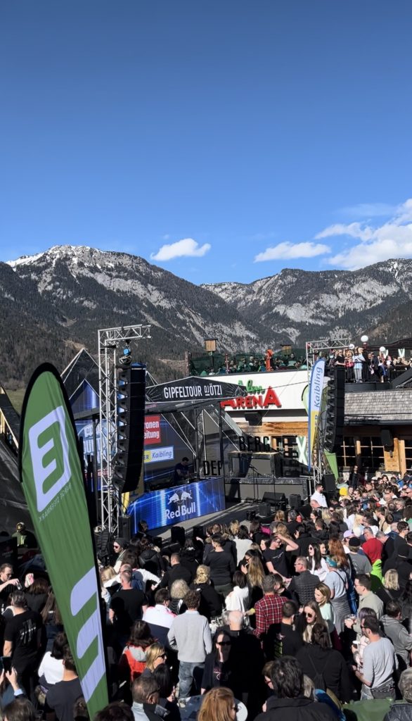 Beim DJ Ötzi Konzert im Nachbarort