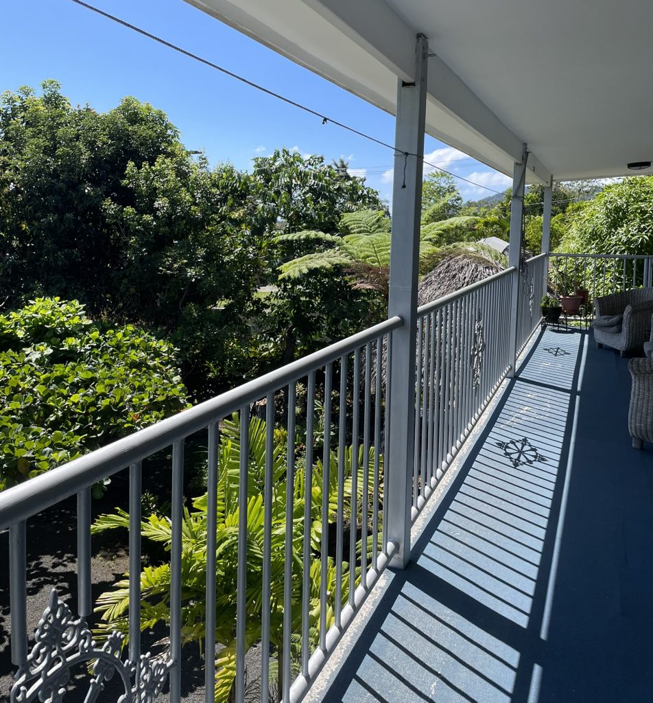 Der Blick vom Balkon meiner Unterkunft auf Samoa